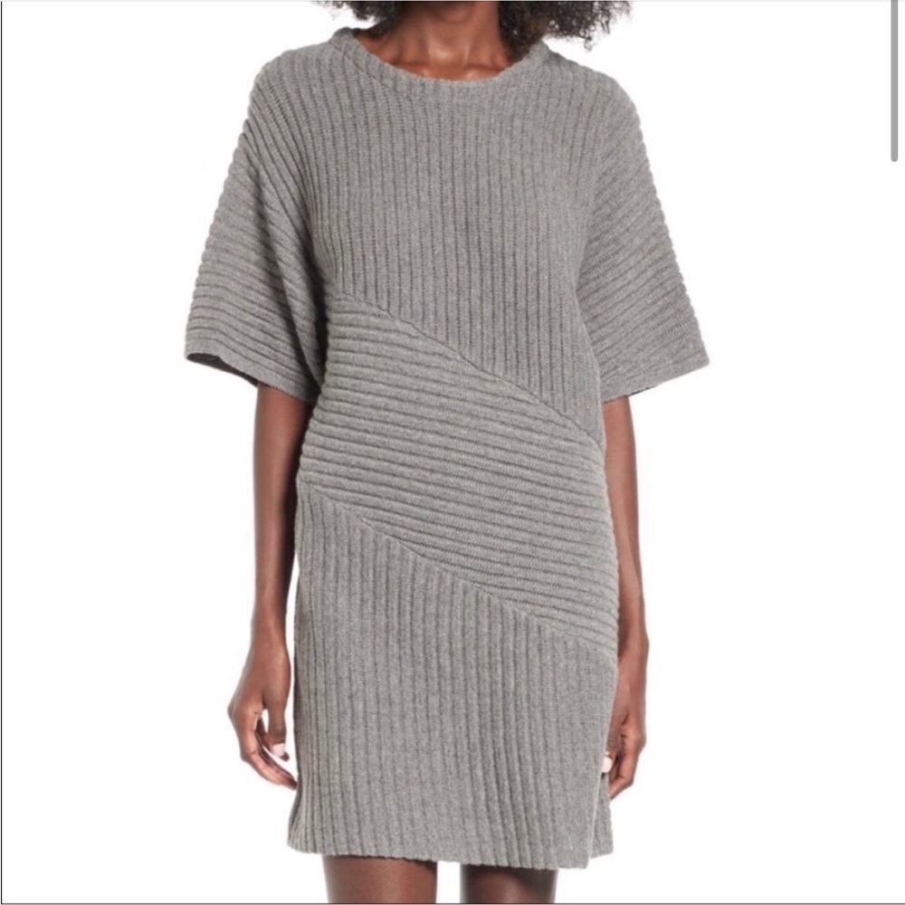 Women’s Astr The Label Gray Sweater Dress short sleeve small